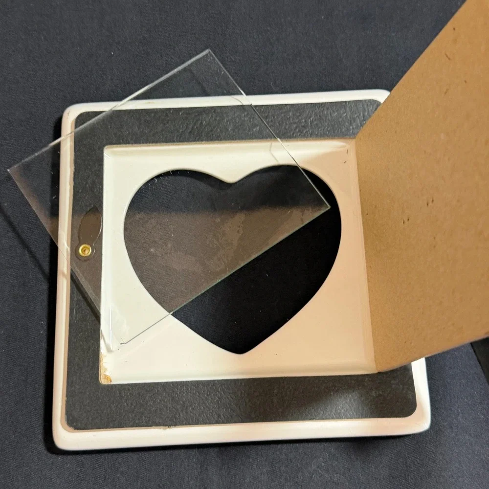 Vintage I Love Grandma Ceramic Heart Picture Frame Rainbow Crayon Style Tabletop